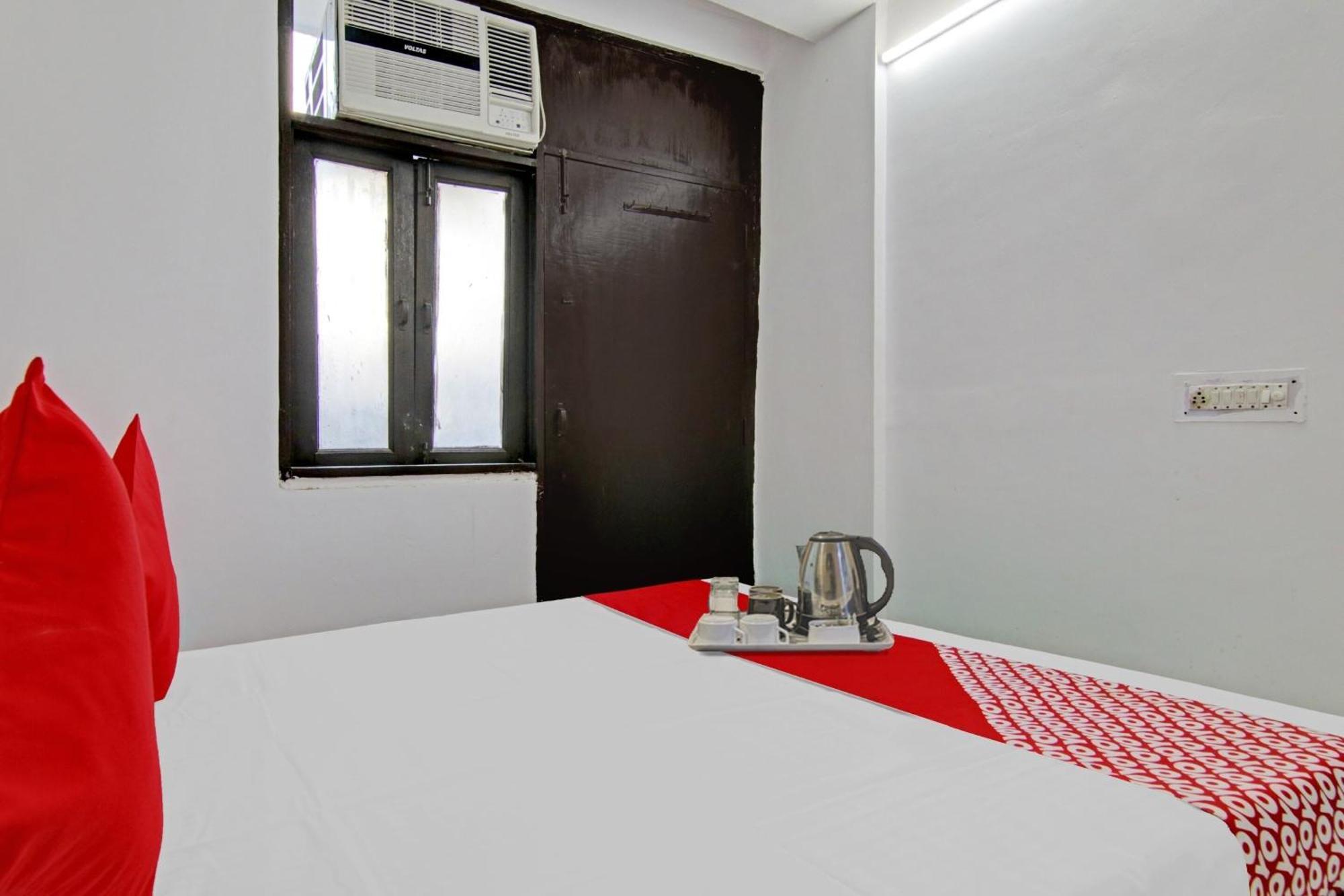 ניו דלהי Hotel O Chaudhary Villa מראה חיצוני תמונה