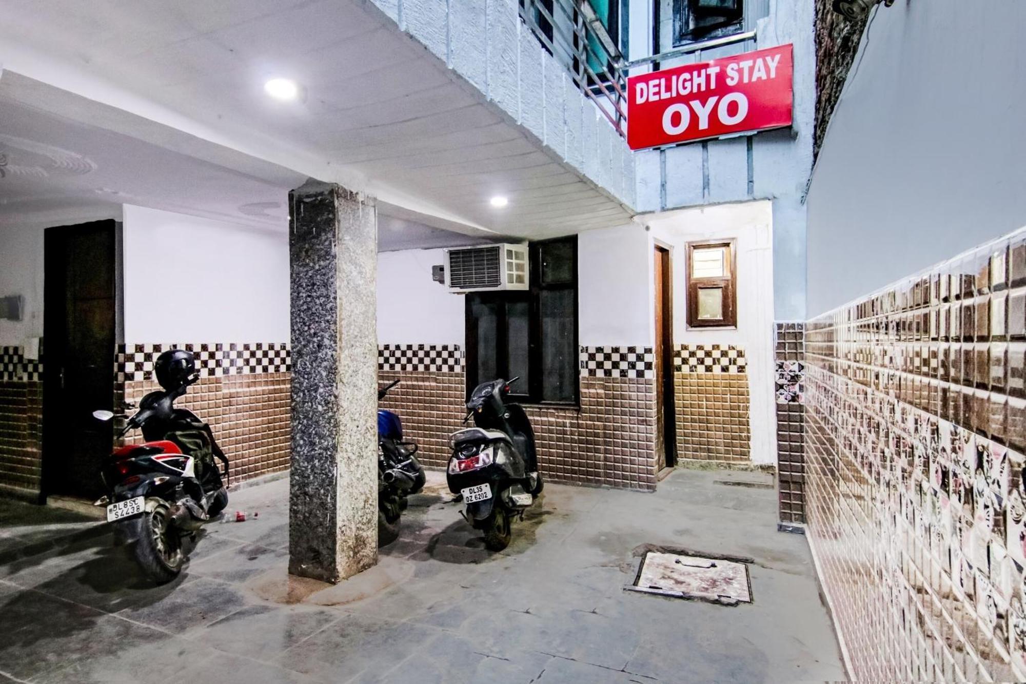 ניו דלהי Hotel O Chaudhary Villa מראה חיצוני תמונה